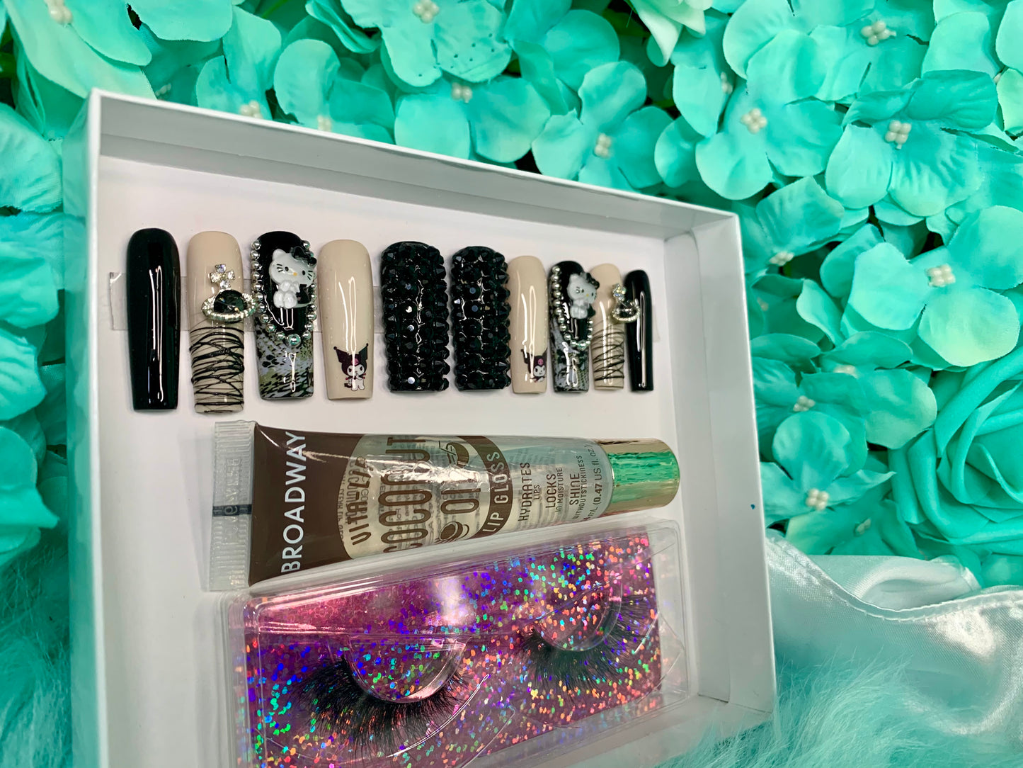 MEOW Night Press on nail set