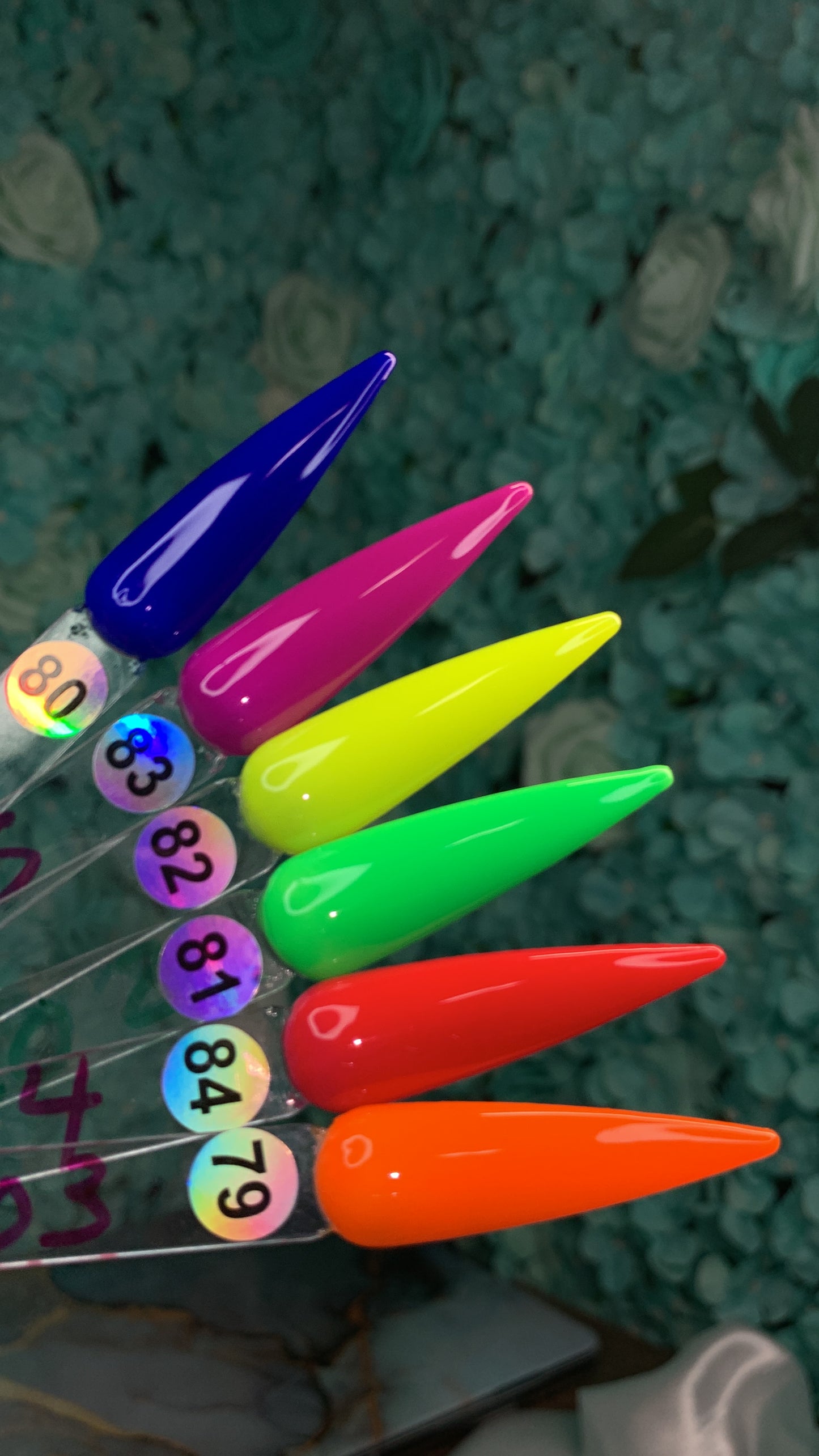Solid basic nail set 20-24 nails