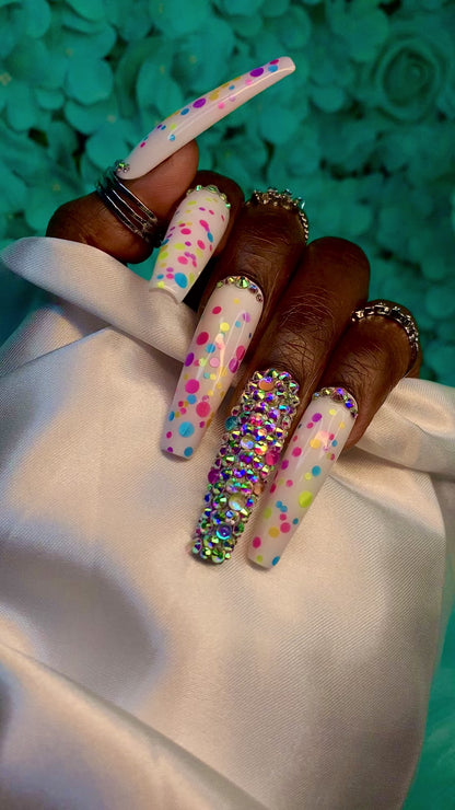 Confetti /Press on nail set